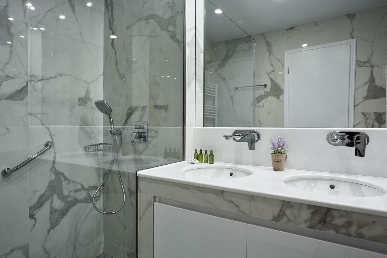 Luxurious Spacious Apt Next To Hilton Hotel Афины Экстерьер фото